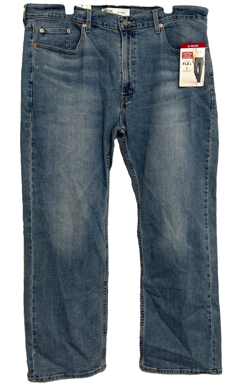 Signature Levi Strauss Men’s 561 Relaxed Flex Fit Jeans 40x30 Light Wash NWT